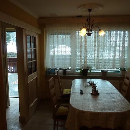 Tarman Apartment *